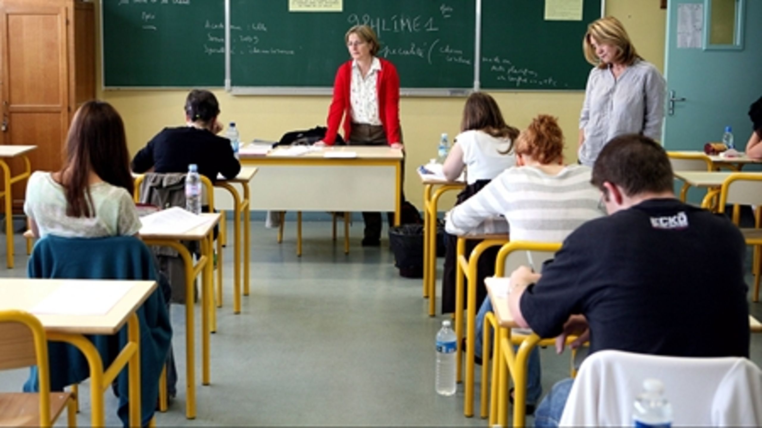 For at kunne blive l&#230;rerstuderende skal man igennem en samtale med en skoleleder, mener Bertel Haarder (V).