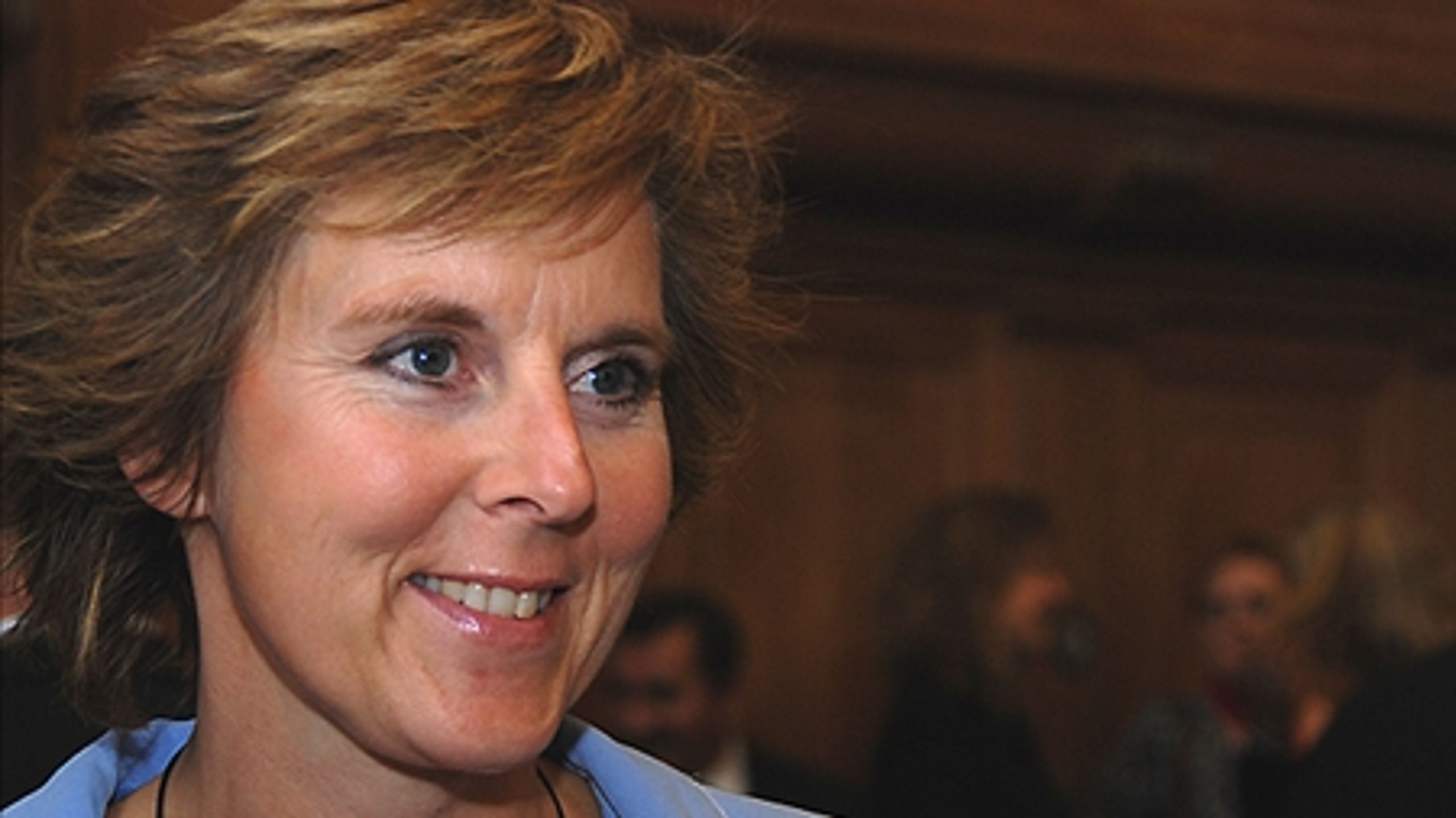 F&#248;r tidigere klima- og energiminister Connie Hedegaard kan blive endeligt udn&#230;vnt som klimakommiss&#230;r, skal hun godkendes af Europa-Parlamentet ved en h&#248;ring fredag.
