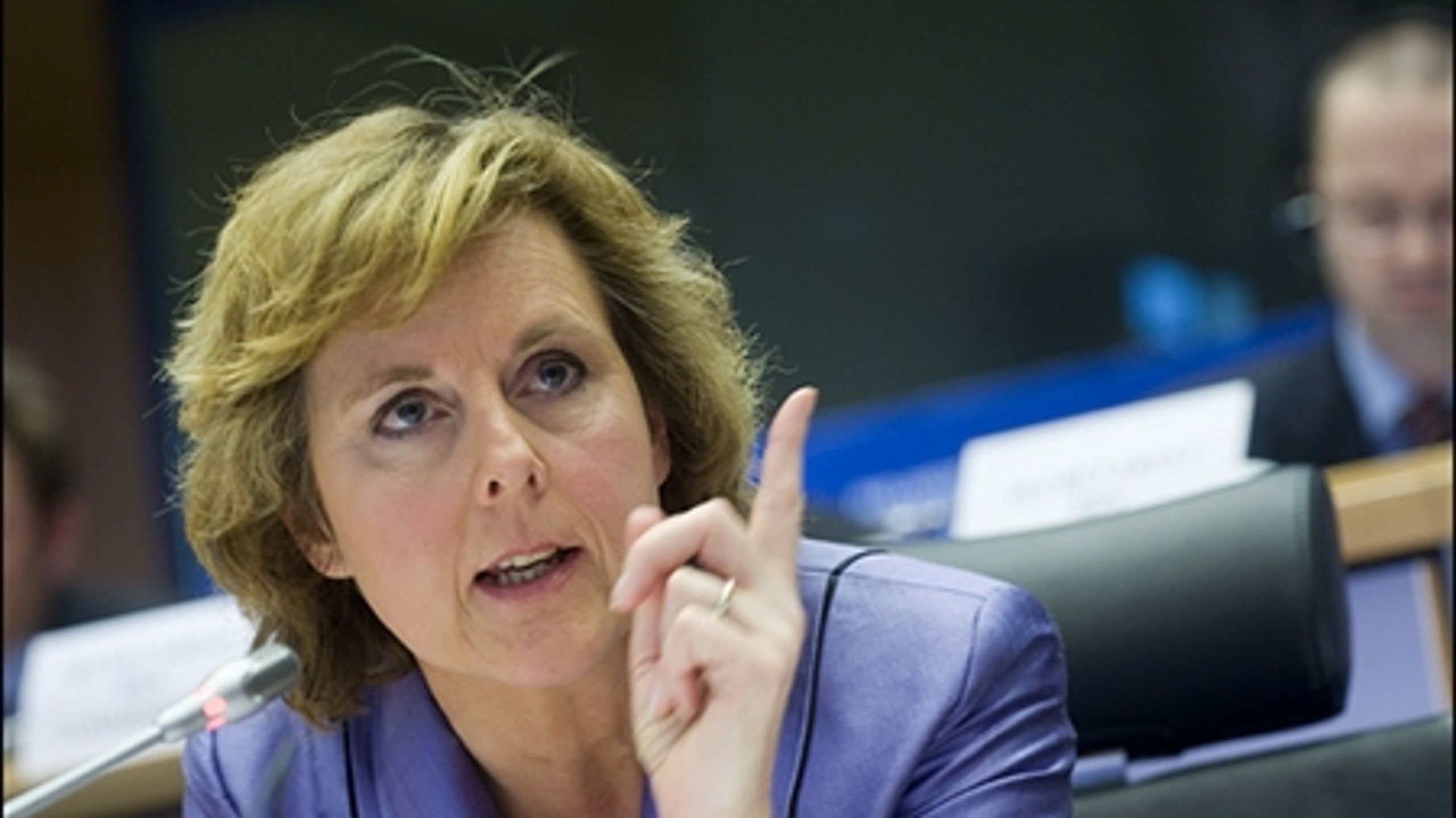 Connie Hedegaard fremlagde onsdag en analyse, som viser, at det er væsentlig billigere at øge reduktionen af CO2 i EU end tidligere antaget.