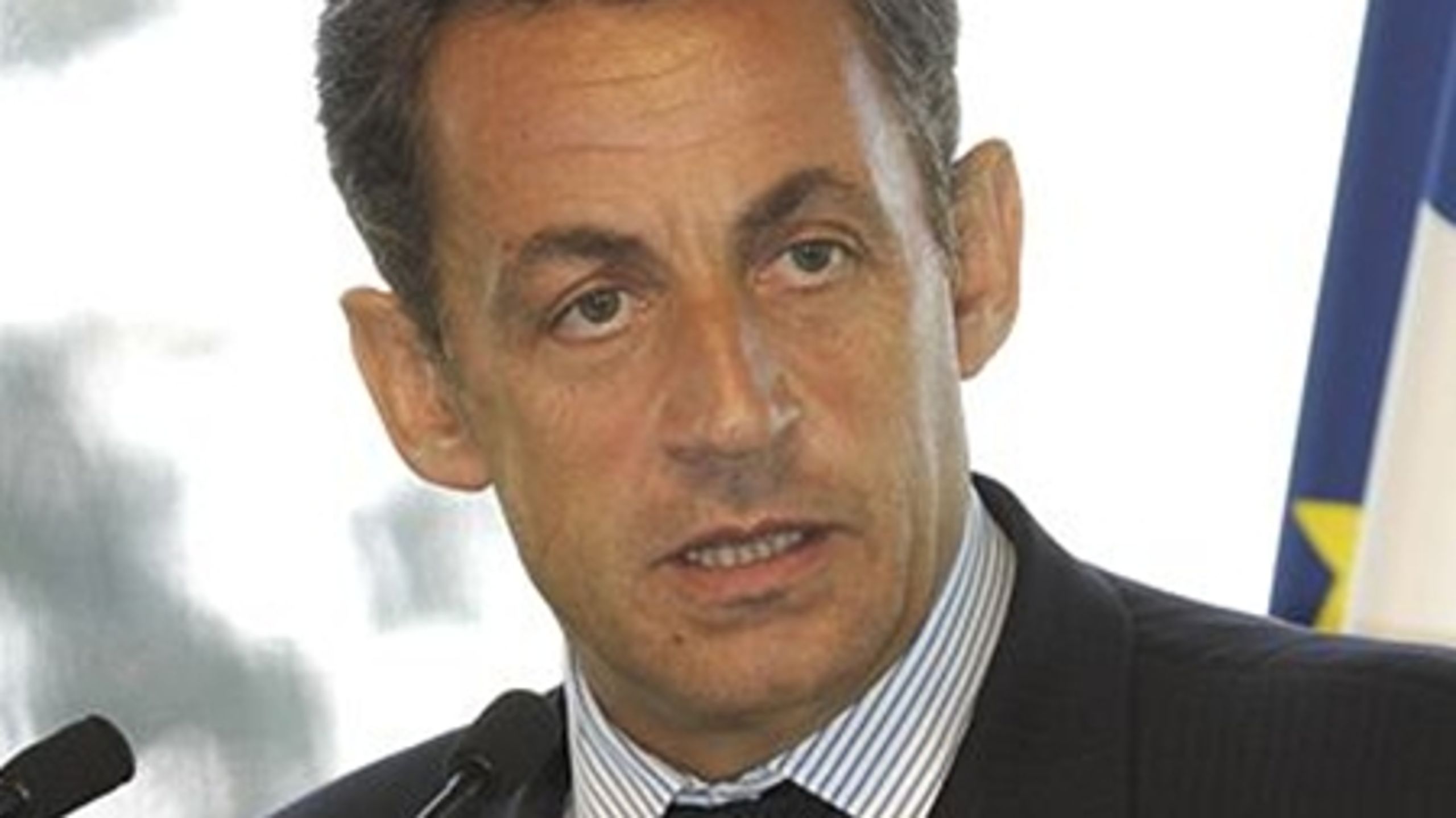 Folketinget har nu givet deres mandat til, at Nicolas Sarkozy med sit borgerlige flertal i det franske parlament kan udpege to ekstra MEP'er.