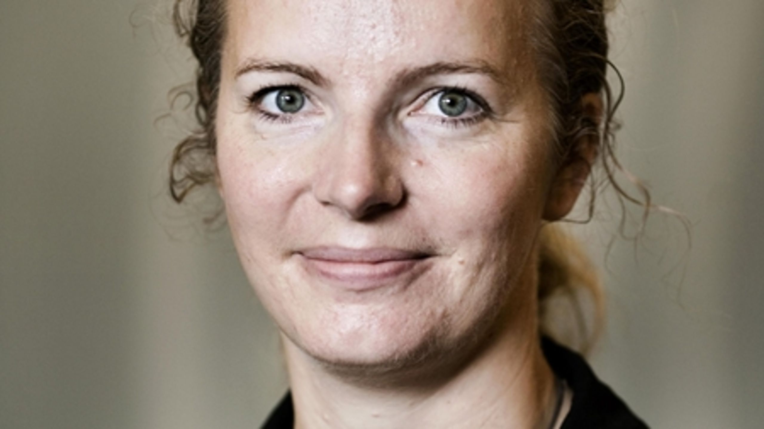 Den erfarne og magtfulde departementschef i Justitsministeriet, Michael Lunn, går på pension 1. april. Anne Kristine Axelsson bliver ny departementschef. 