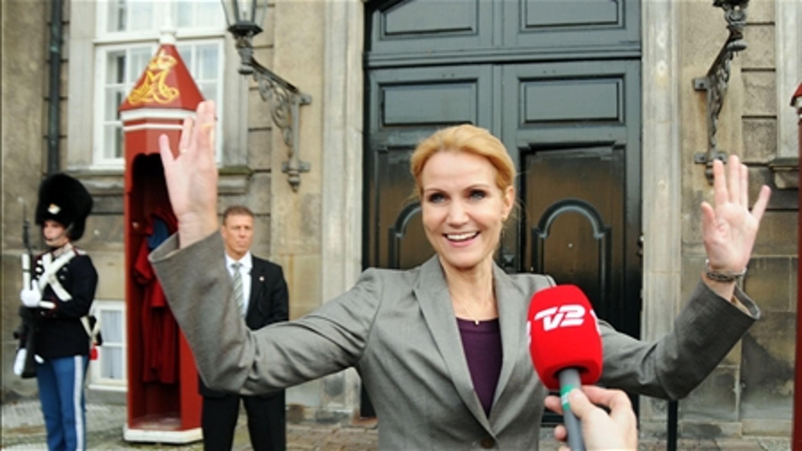 Det er kun gået ned ad bakke for rød blok i meningsmålingerne, siden Helle Thorning-Schmidt (S) præsenterede sin regering sidste efterår.