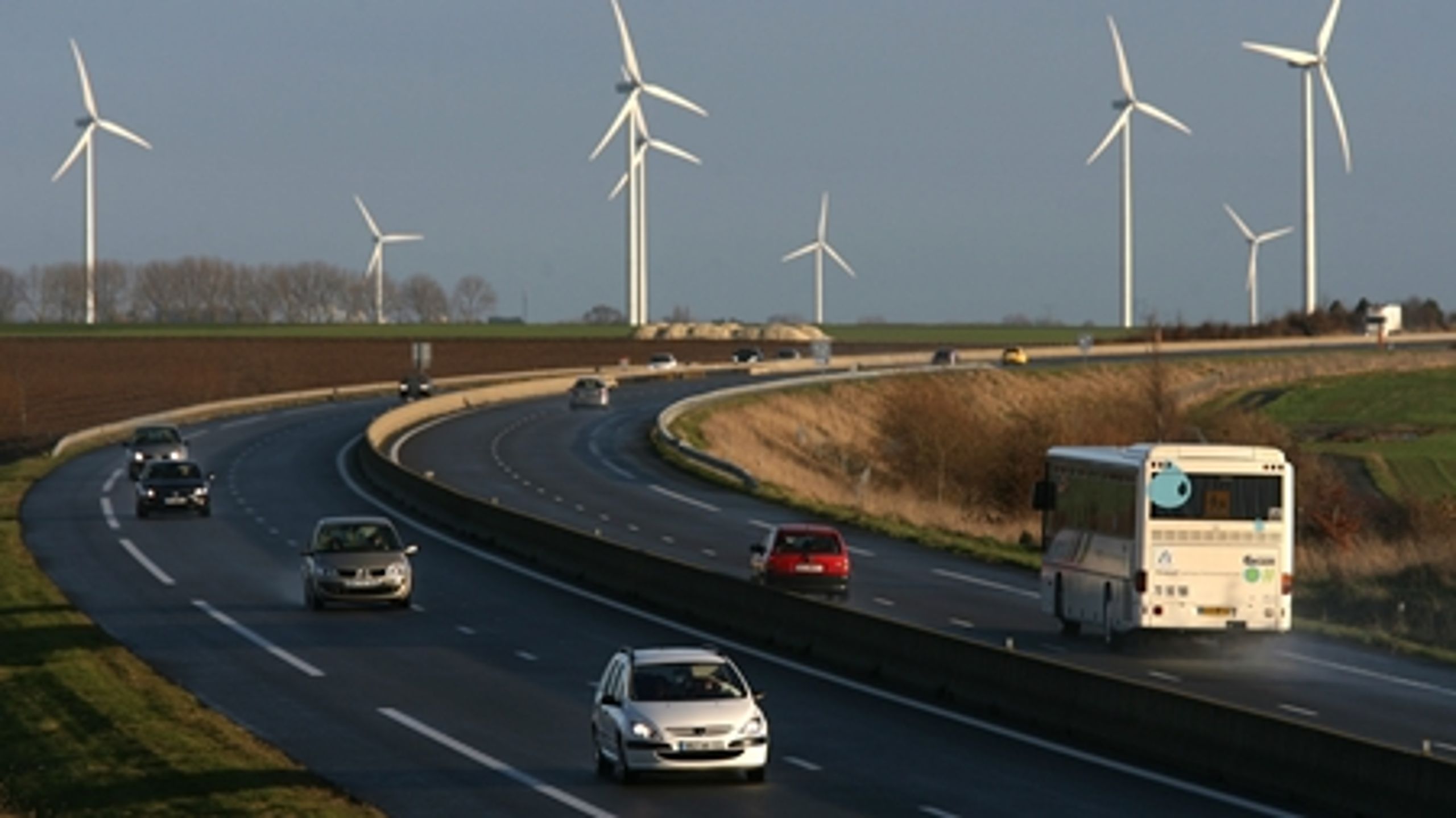 Transportdebatten sætter den næste måned fokus på finansiering af infrastruktur.