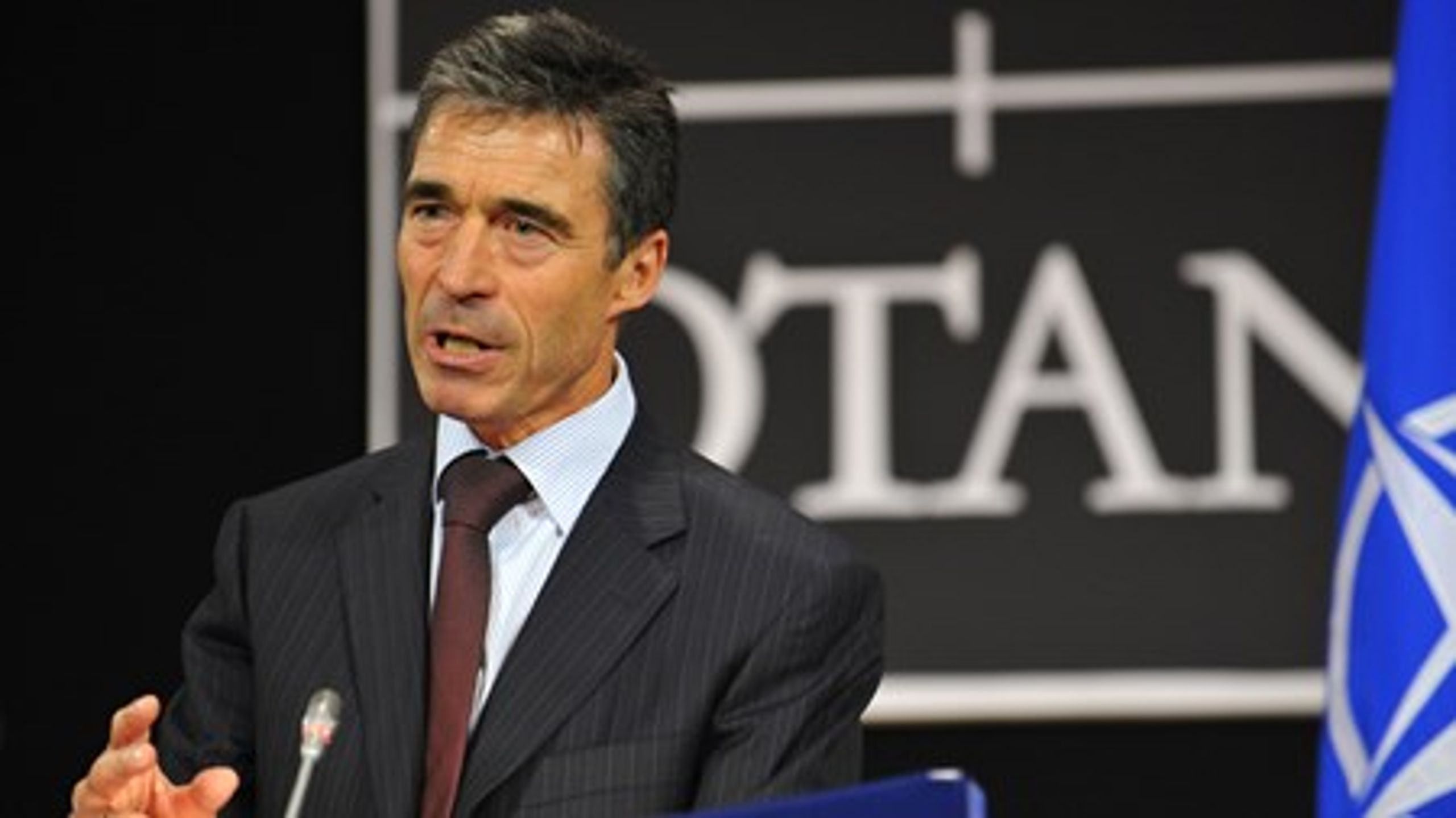 Anders Fogh Rasmussen tager et stort skridt i sin nye karriere som konsulent.