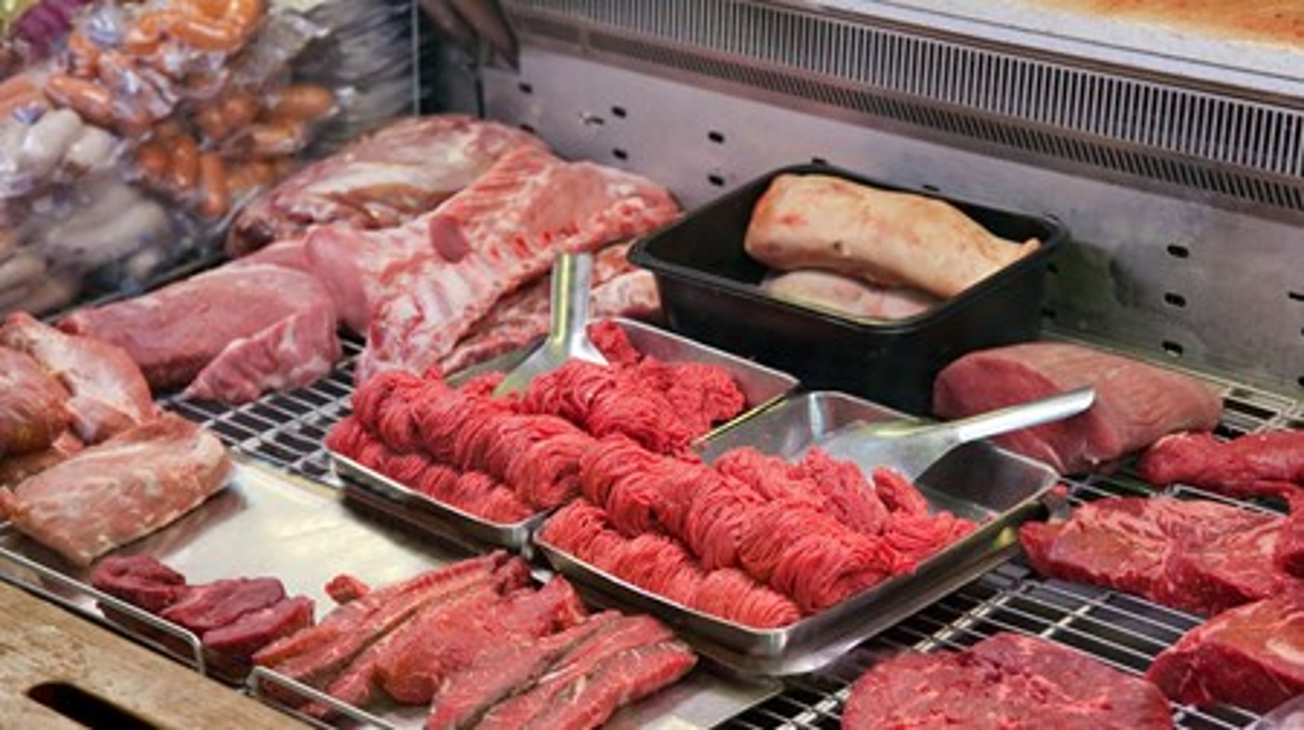 Spis ikke mere end 500 gram kød om ugen, lyder en ny&nbsp;anbefaling til de hollandske forbrugere.