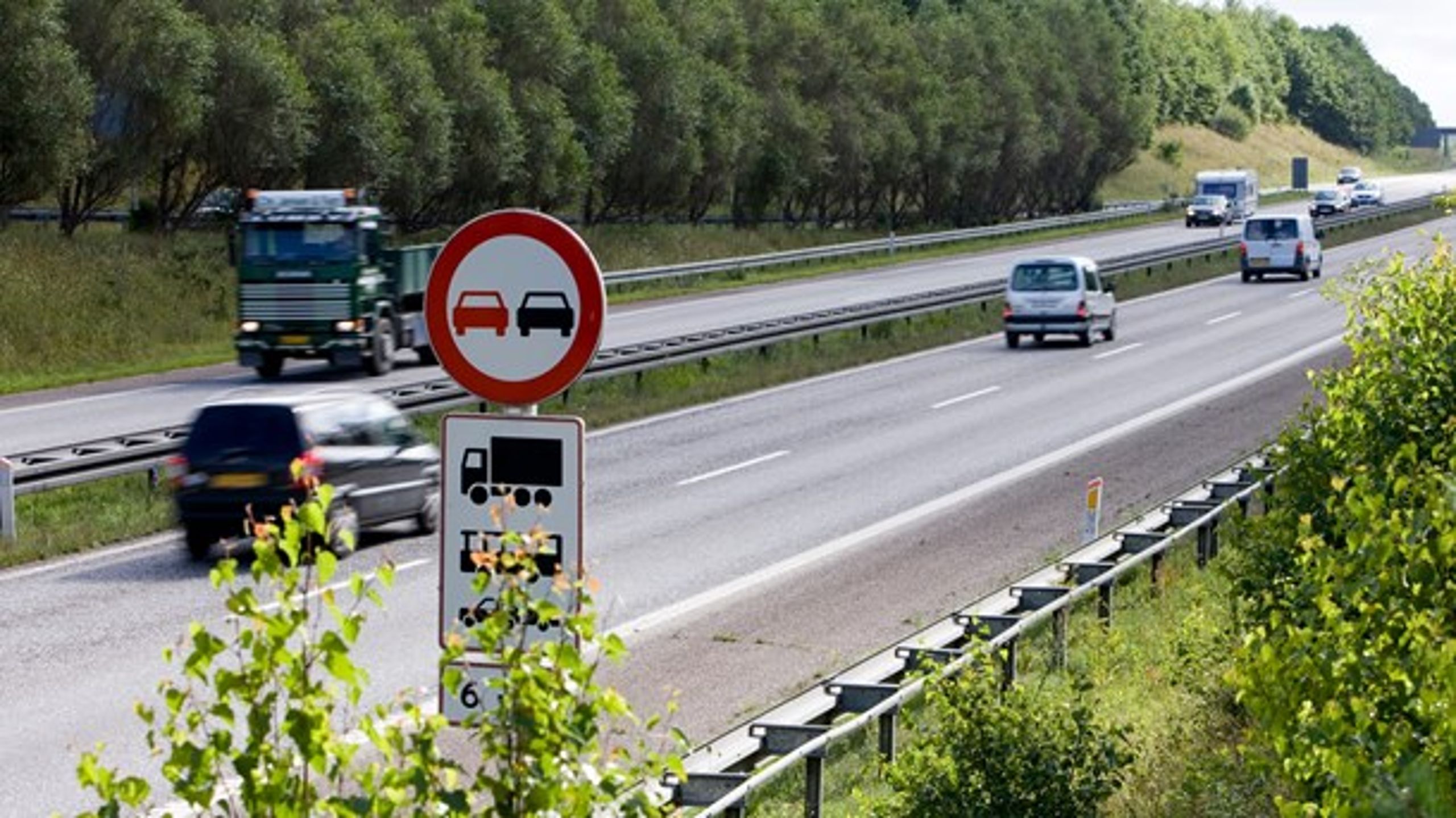 Regeringen har i sit finanslovsudspil afsat midler&nbsp;til en udvidelse af E45 mellem Skanderborg og Aarhus.