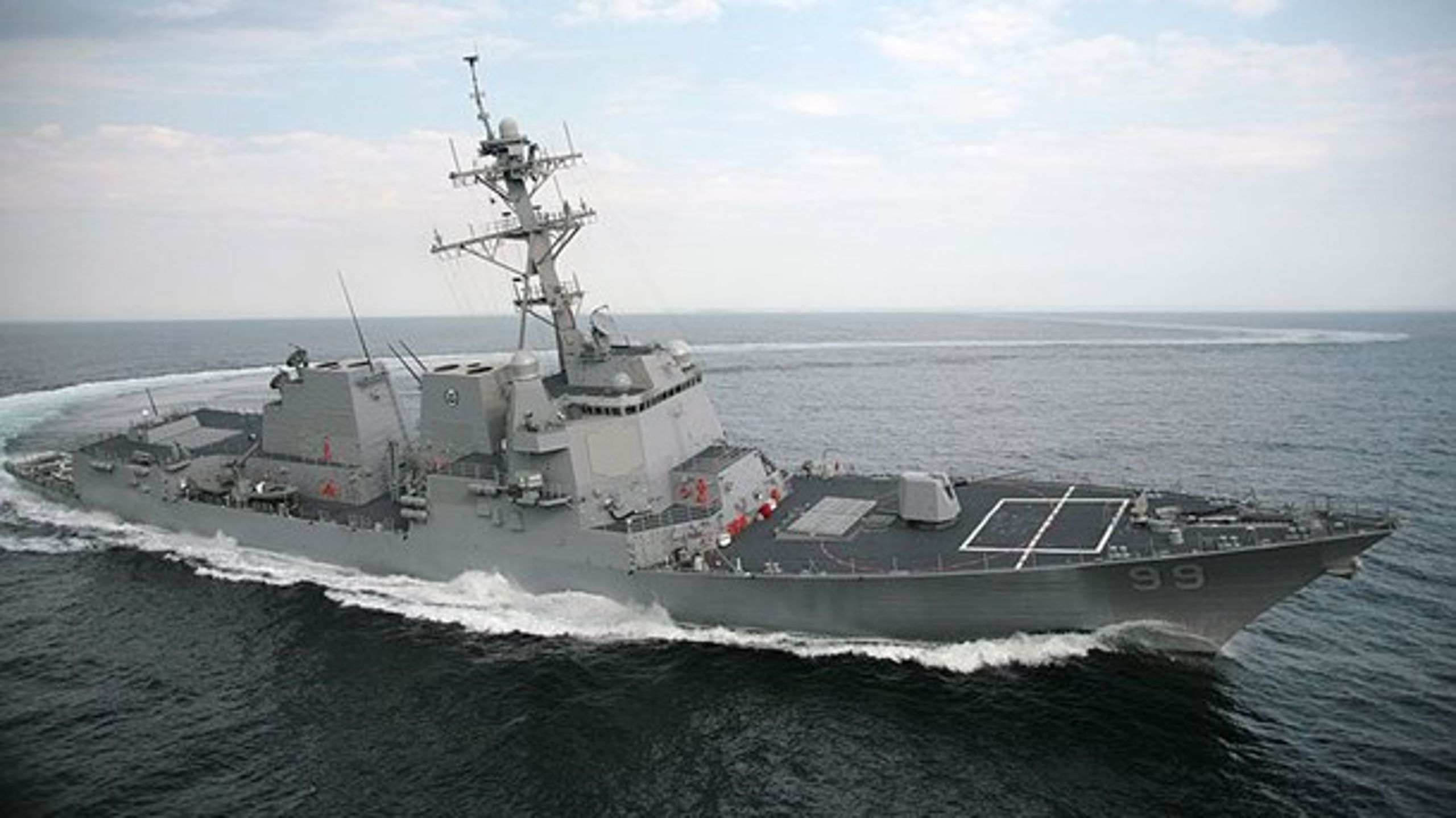 Den amerikanske destroyer USS Farragut deltager i øvelsen.&nbsp;
