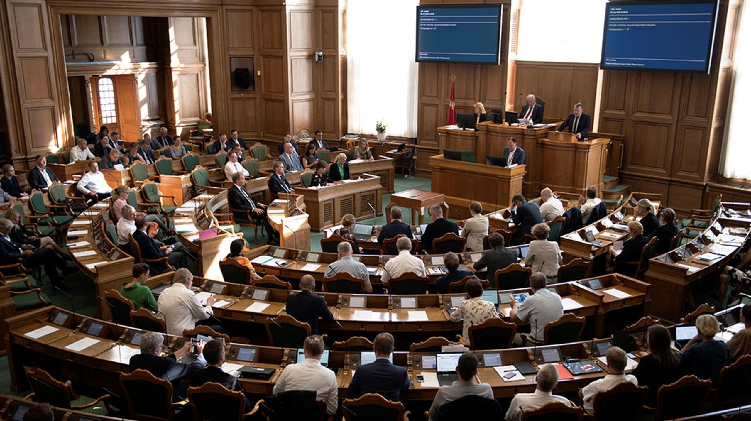 Der er afslutningsdebat i Folketingssalen onsdag.