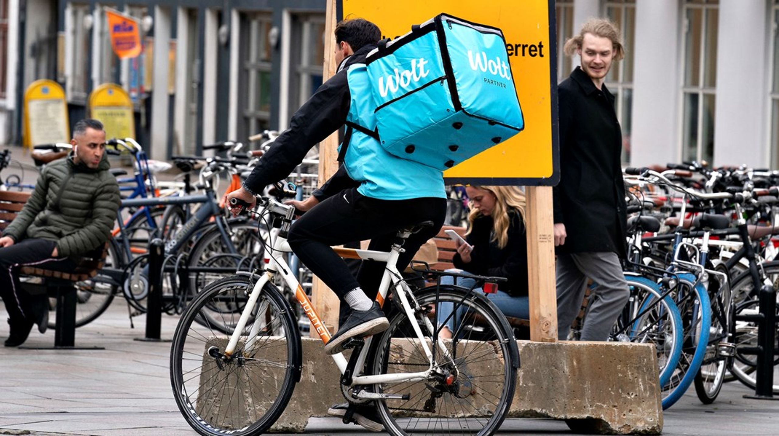 Alt fra cykelbude til døvetolke klassificeres som ”selvstændige partnere” uden løn under sygdom og uden forsikring,&nbsp;skriver&nbsp;Kirstine Baloti.<br>