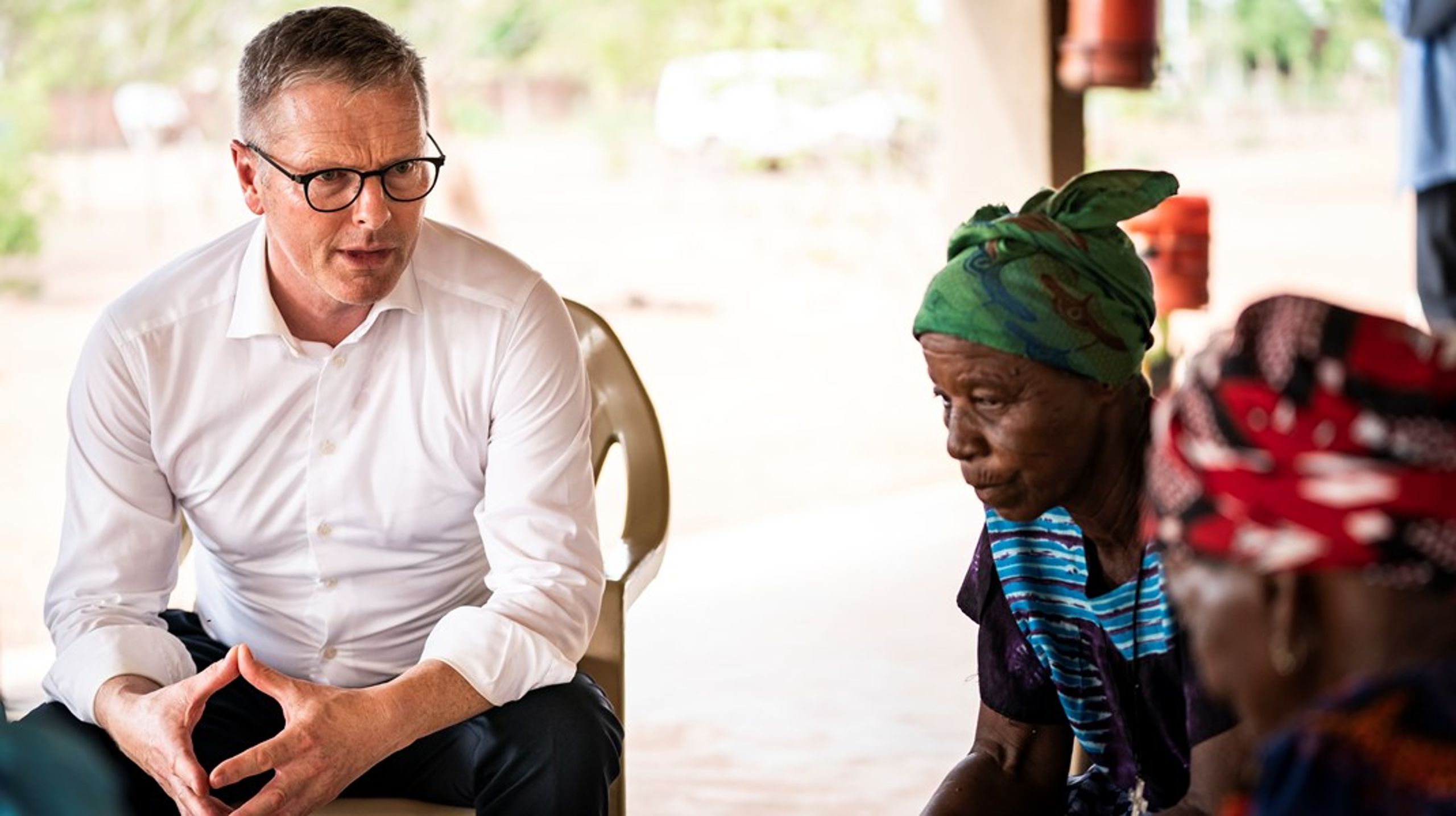 For under et år siden besøgte udviklingsminister Flemming Møller Mortensen (S)&nbsp;Burkina Faso, men på grund af militærkup i landet har Danmark "trukket håndbremsen" på bistanden til landet. ifølge ministeren er det et eksempel på, hvorfor det danske udviklingssamarbejde skal være "omstillingsdygtigt".