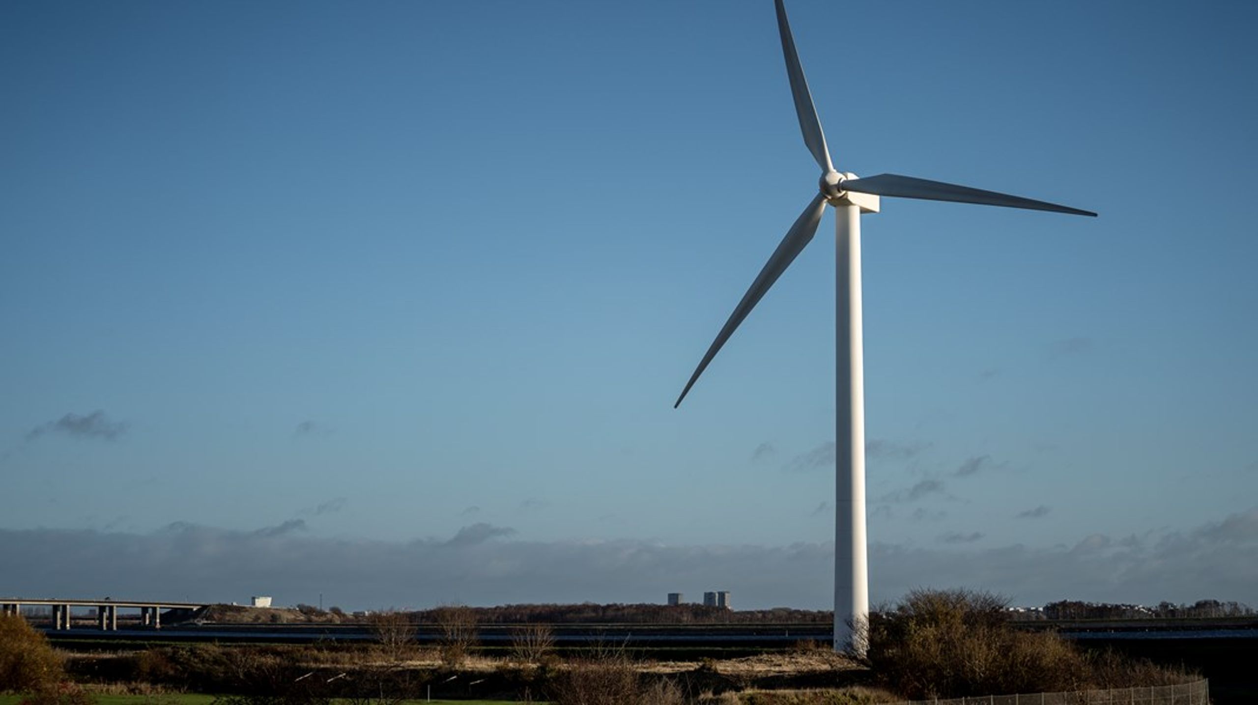 Demokratisk ejerskab kan vende borgermodstand mod klimatiltag som for eksempel flere vindmøller på land, skriver Magnus Skovrind Pedersen.