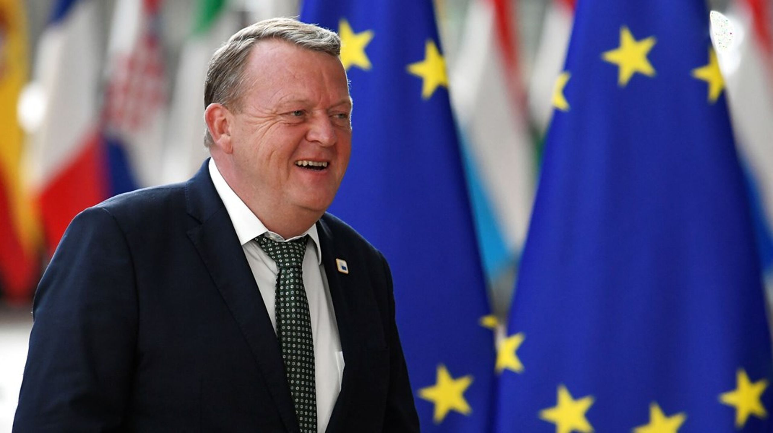 Danmarks nye udenrigsminister, Lars Løkke Rasmussen (M), tager til Bruxelles for første gang i sin nye kapacitet for blandt andet at møde EU's udenrigschef og Natos generalsekretær.