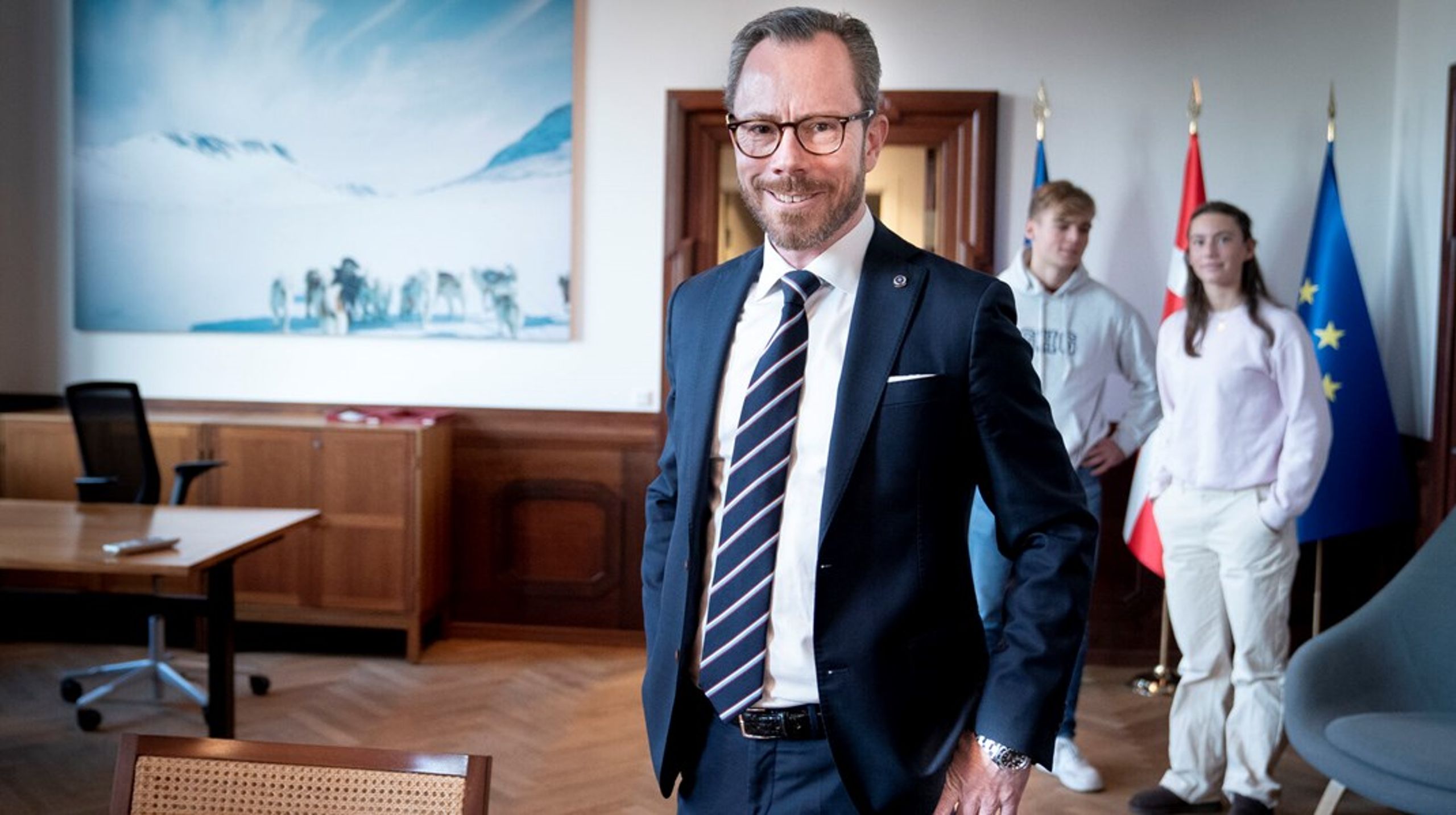 Forsvarsminister Jakob Ellemann-Jensen på sit ministerkontor ved sin tiltrædelse den 15. december sidste år.