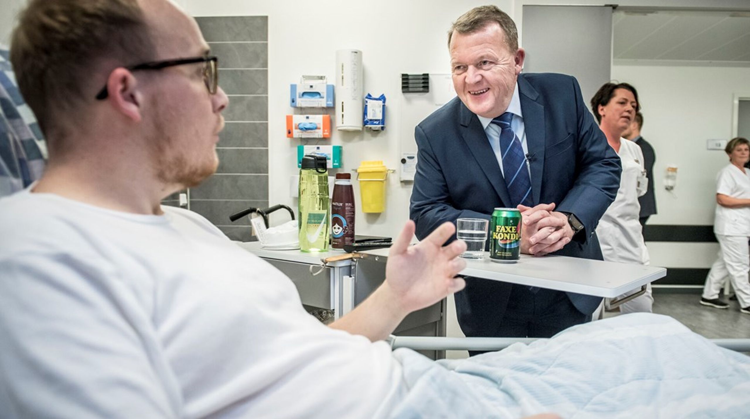 Formand for Moderaterne, udenrigsminister Lars Løkke Rasmussen, har tidligere forsøgt at erstatte de nuværende regioner med et statsligt forankret sundhedsvæsen. Nu foreslår regeringens Sundhedsstrukturkommission netop det.<br>