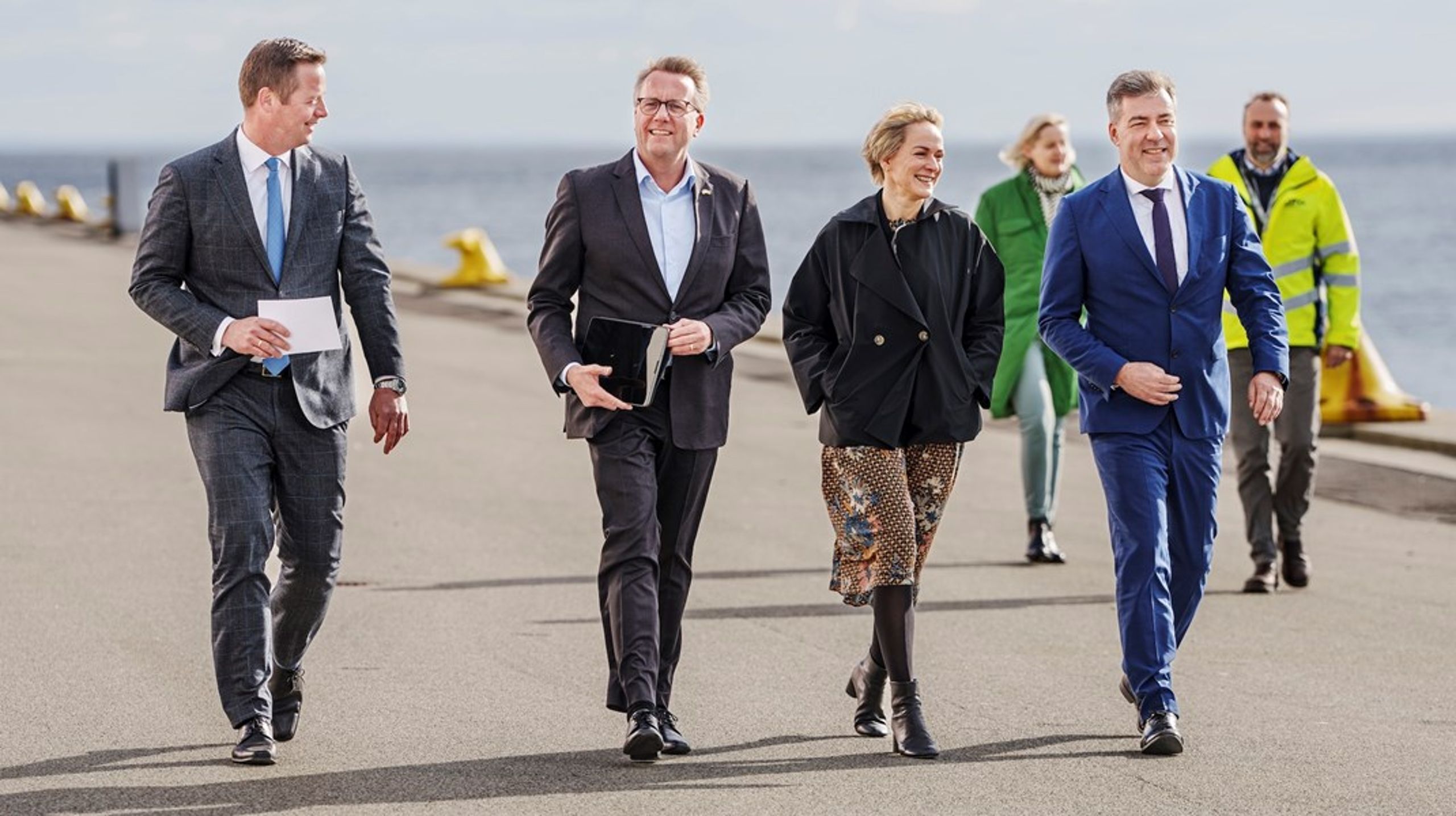 Tre ministre og en formand fra Copenhagen Infrastructure Partners lancerede i april sidste år havnepartnerskabet.&nbsp;