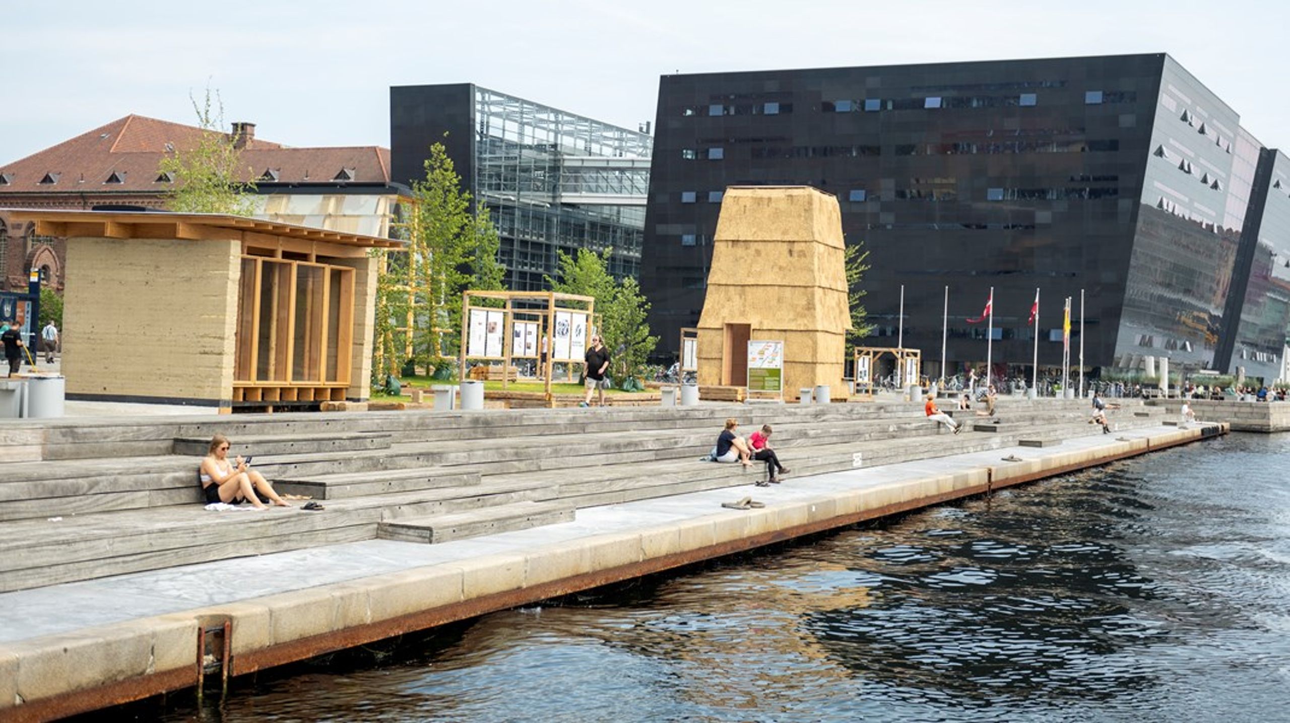 Sidste sommer fandt 'UIA Verdenskongressen for Arkitekter'&nbsp;sted i København.&nbsp;Kulminationen på fire dage&nbsp;var lanceringen af "The Copenhagen Lessons": Ti principper for hurtig og radikal forandring i det byggede miljø, skriver Lars&nbsp;Astrup.