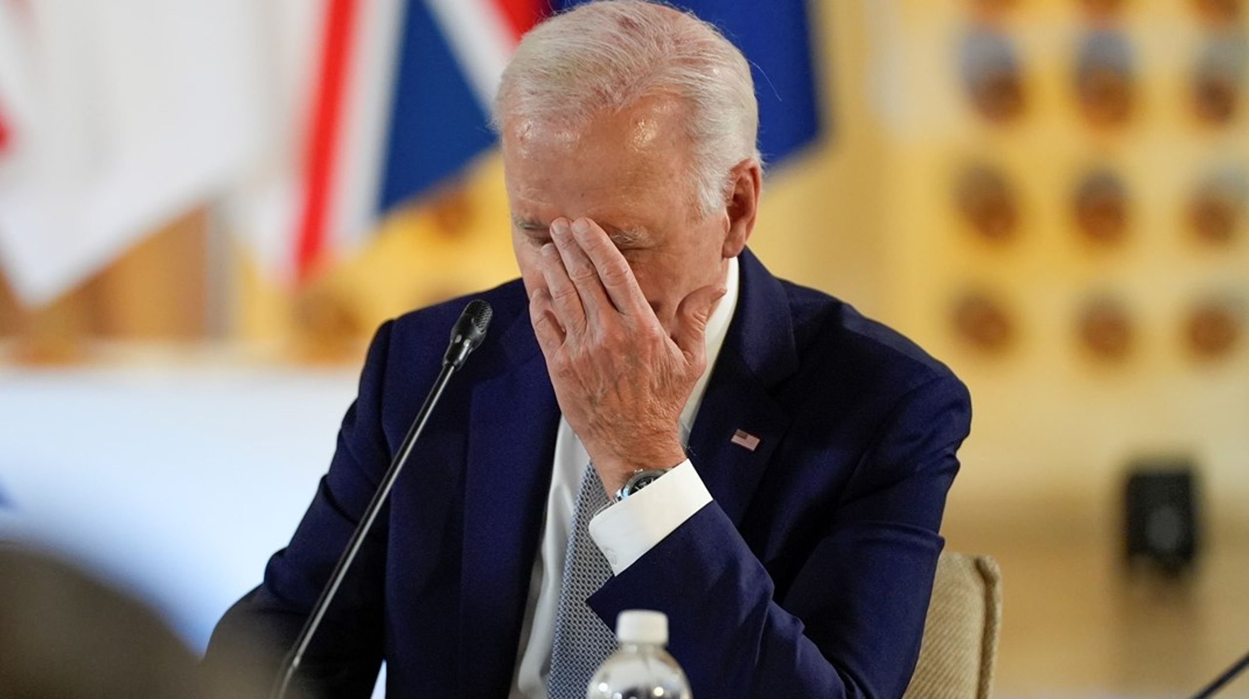 Joe Biden havde svært ved at sluge den bitre pille. Derfor gik de sidste dage med et stadigt stigende pres fra alle dele af det demokratiske parti, der ikke kunne se sig selv trukket ned. Arkivfoto.