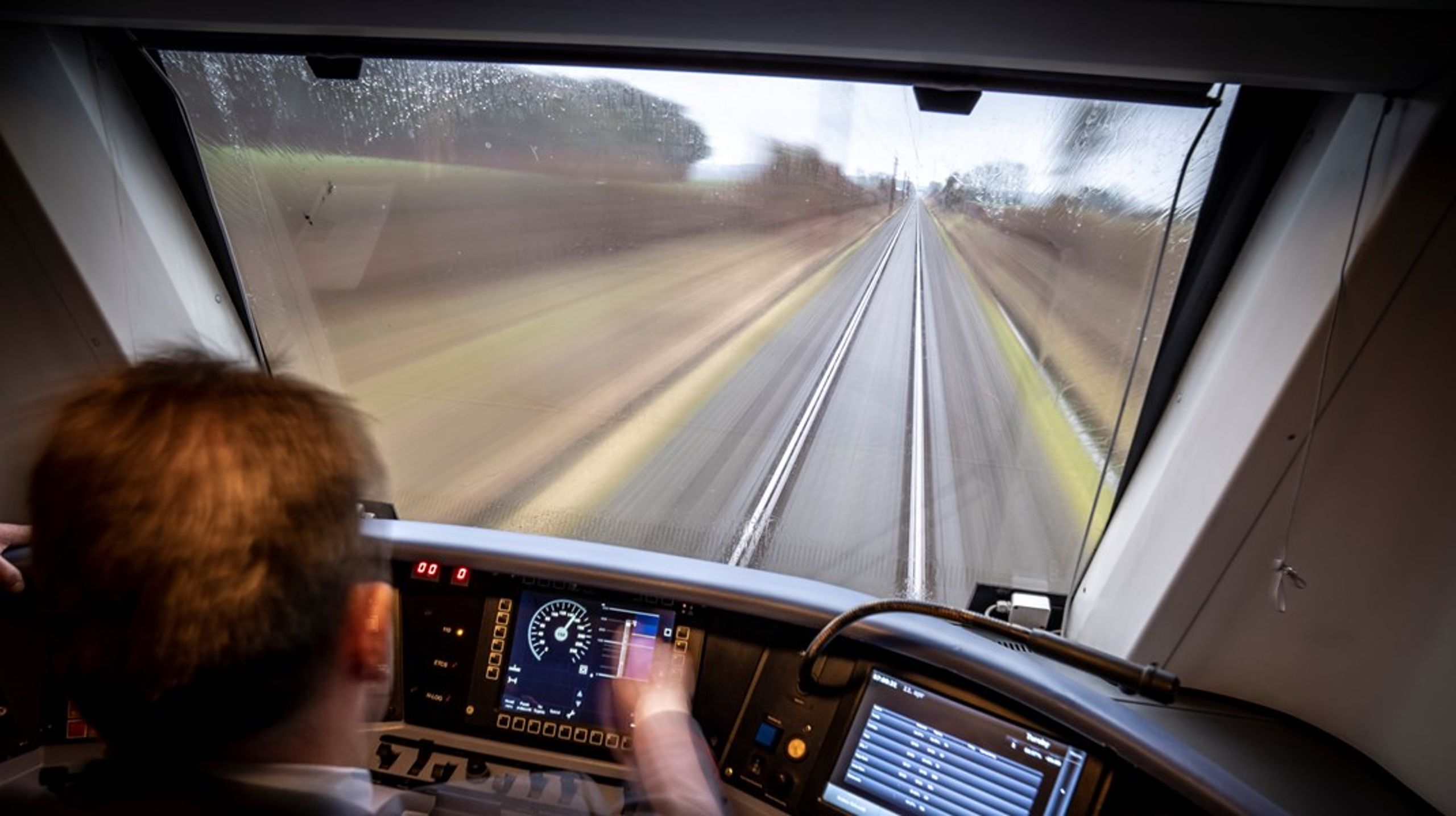 Budgetoverskridelserne i Banedanmark skyldes blandt andet forsinkelserne på udrulningen af det nye signalprogram.&nbsp;