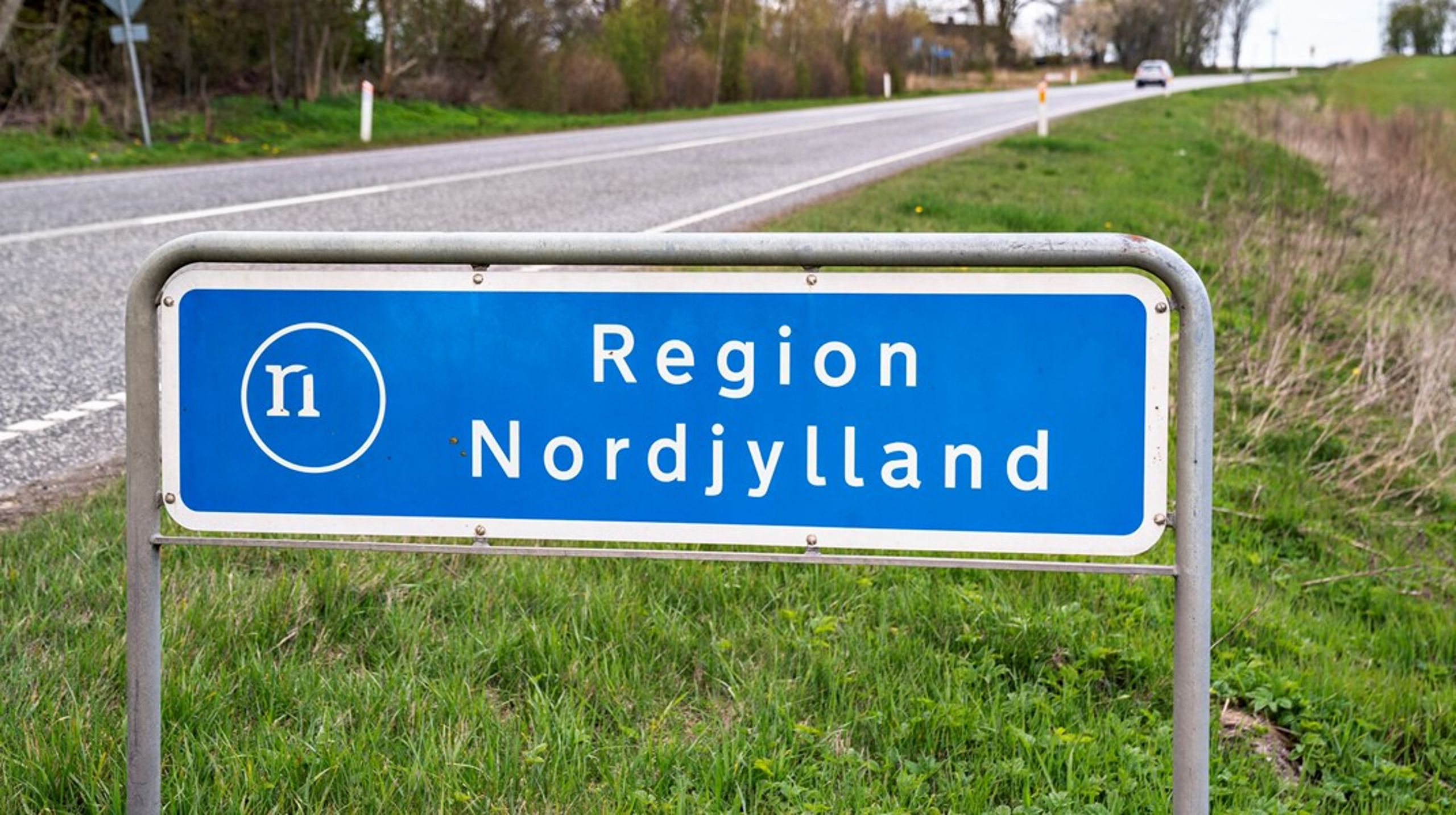 Alle borgmestre i Region Nordjylland og en række af deres kollegaer på Syd- og Vestsjælland afviser forslag fra sundhedskommission om at gå fra fem til tre regioner ved at oprette to nye storregioner.<br>