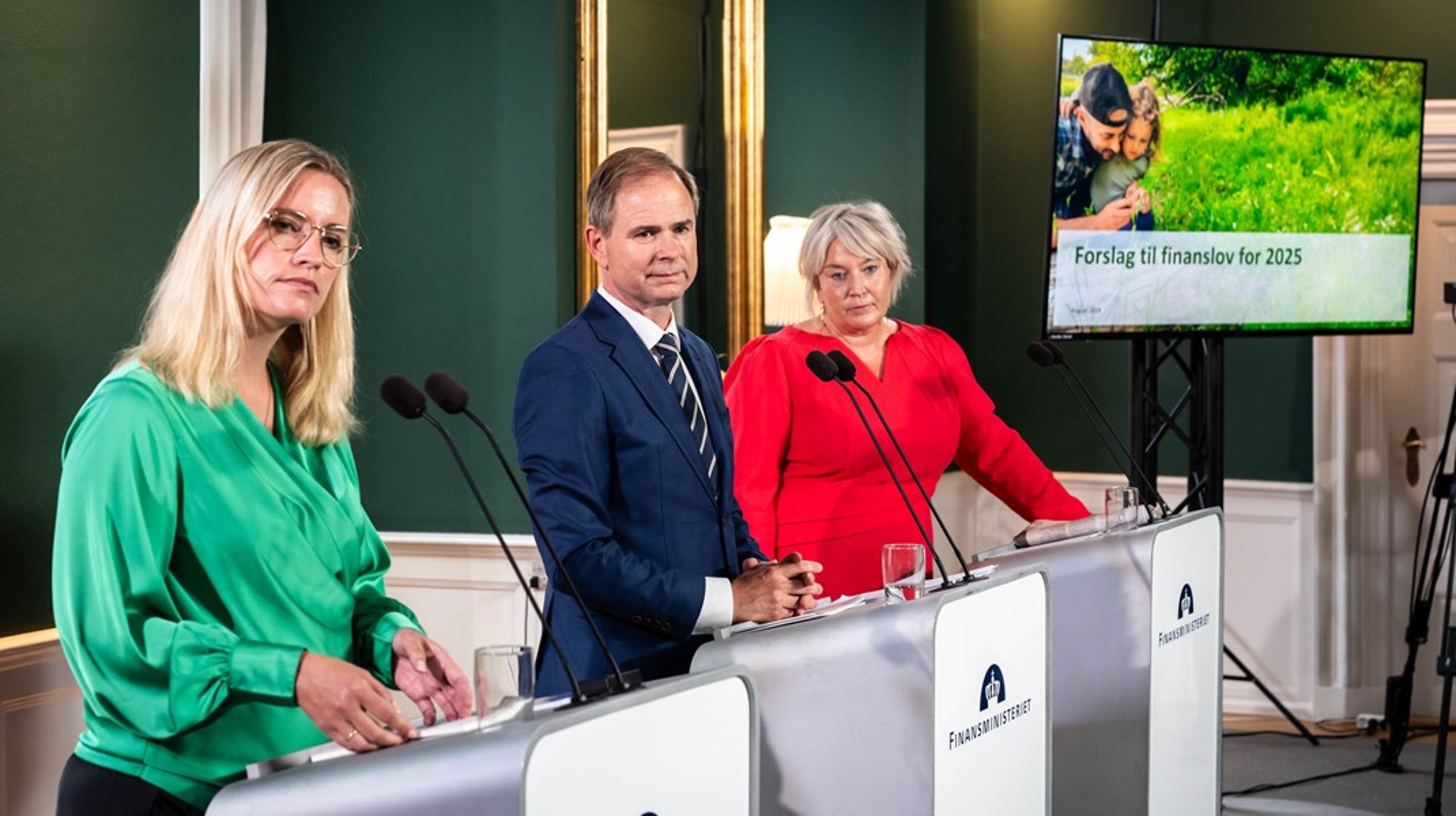 Ifølge Erik Holstein er der gode muligheder for en bred aftale: "Sidste år kom der en historisk bred aftale, der spændte helt fra SF til LA, og det kan man godt forestille sig igen"