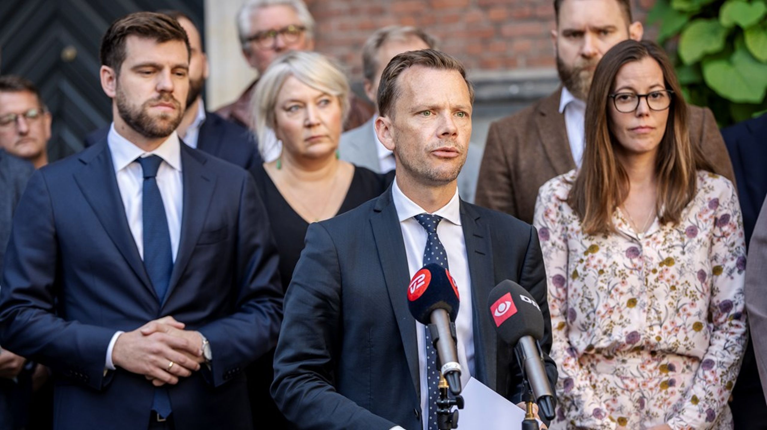 Justitsminister Peter Hummelgaard (S) præsenterede med deltagelse af ministre og aftalepartier en aftale om en styrket indsats mod antisemitisme i juni 2024.<br>