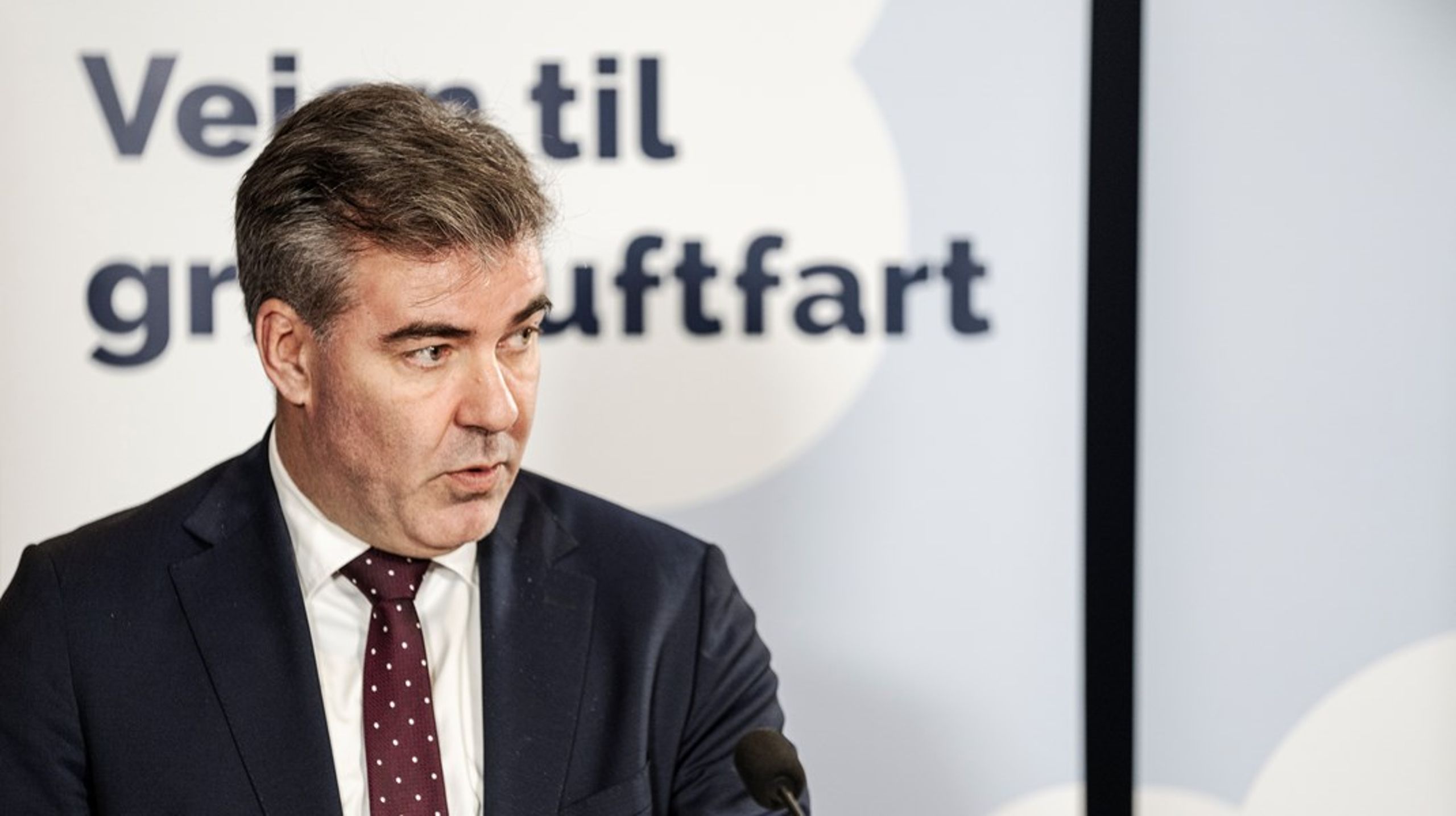 "Det er et okay udgangspunkt, at danske penge arbejde i Danmark," siger klima-, energi- og forsyningsminister Lars Aagaard (M).