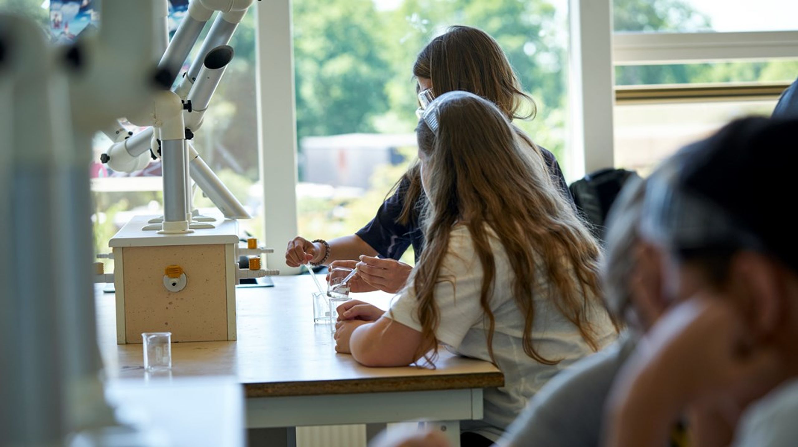 Det er&nbsp;problematisk, at der groft sagt ikke er sket noget med folkeskolens fagopdeling de seneste 100 år,&nbsp;skriver Hans Ubbe Ebbesen, Caroline Helene Hermansen og Kasper Palm.