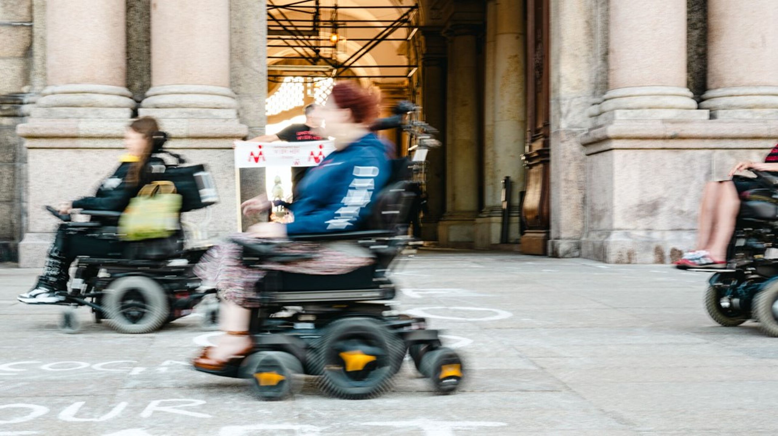 En svækket klageadgang i forhold til patientbefordring er ét hul, hvor borgere potentielt får deres stemme slukket, skriver Janus Tarp.&nbsp;