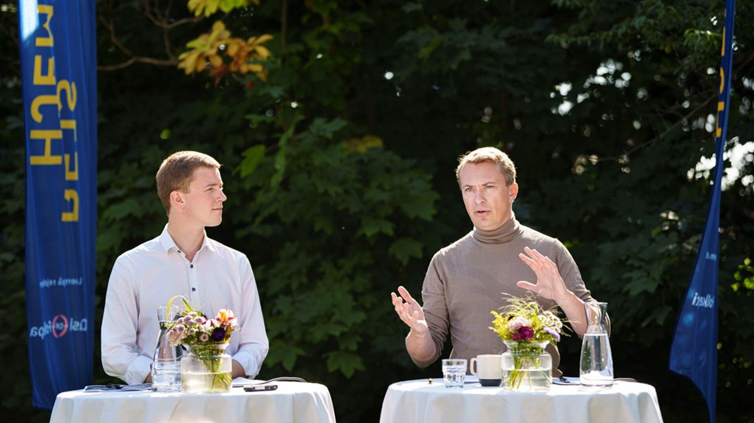 DF-formand Morten Messerschmidt sammen med Mikkel Bjørn, der har fået en sikker kreds for Dansk Folkeparti efter skiftet fra Nye Borgerlige. Det samme har Mette Thiesen.&nbsp;