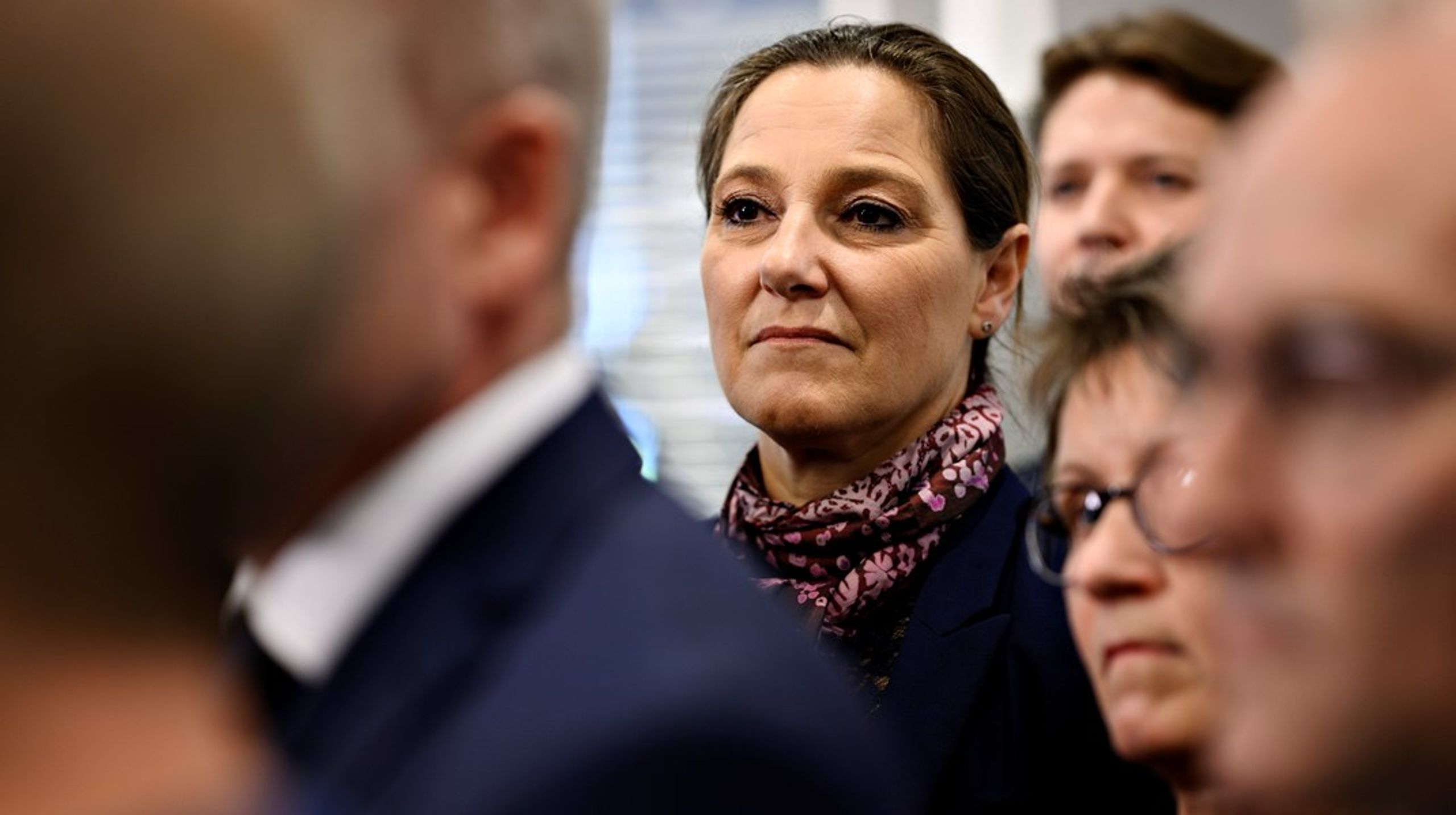 De såkaldt gule fagforeninger kæmper for at få mere politisk indflydelse og ikke stå i skyggen af den etablerede fagbevægelse. Formand Jane Heitmann kritiserer nu, at regeringen sender et lovforslag ud om nye råd&nbsp;under Beskæftigelsesministeriet med høringsfrist på en uge.