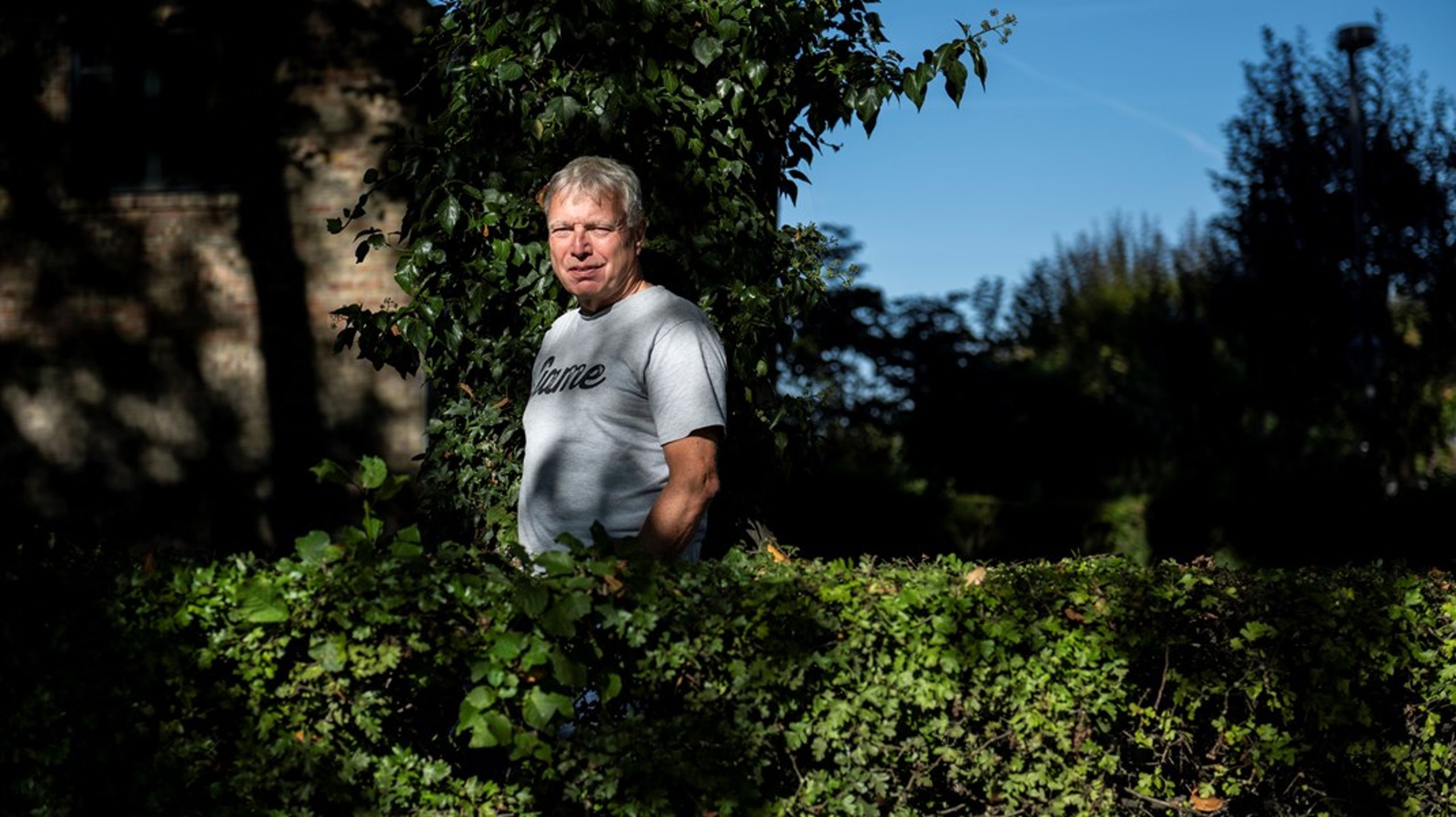 Jeg har gennem tiden mødt mange af disse unge. Både dem fra Nødbremsen og dem i Den Grønne Ungdomsbevægelse. Fælles for dem er et stort, levende samfundsengagement koblet med en tilsvarende dyb klimaindsigt, skriver Uffe Elbæk.