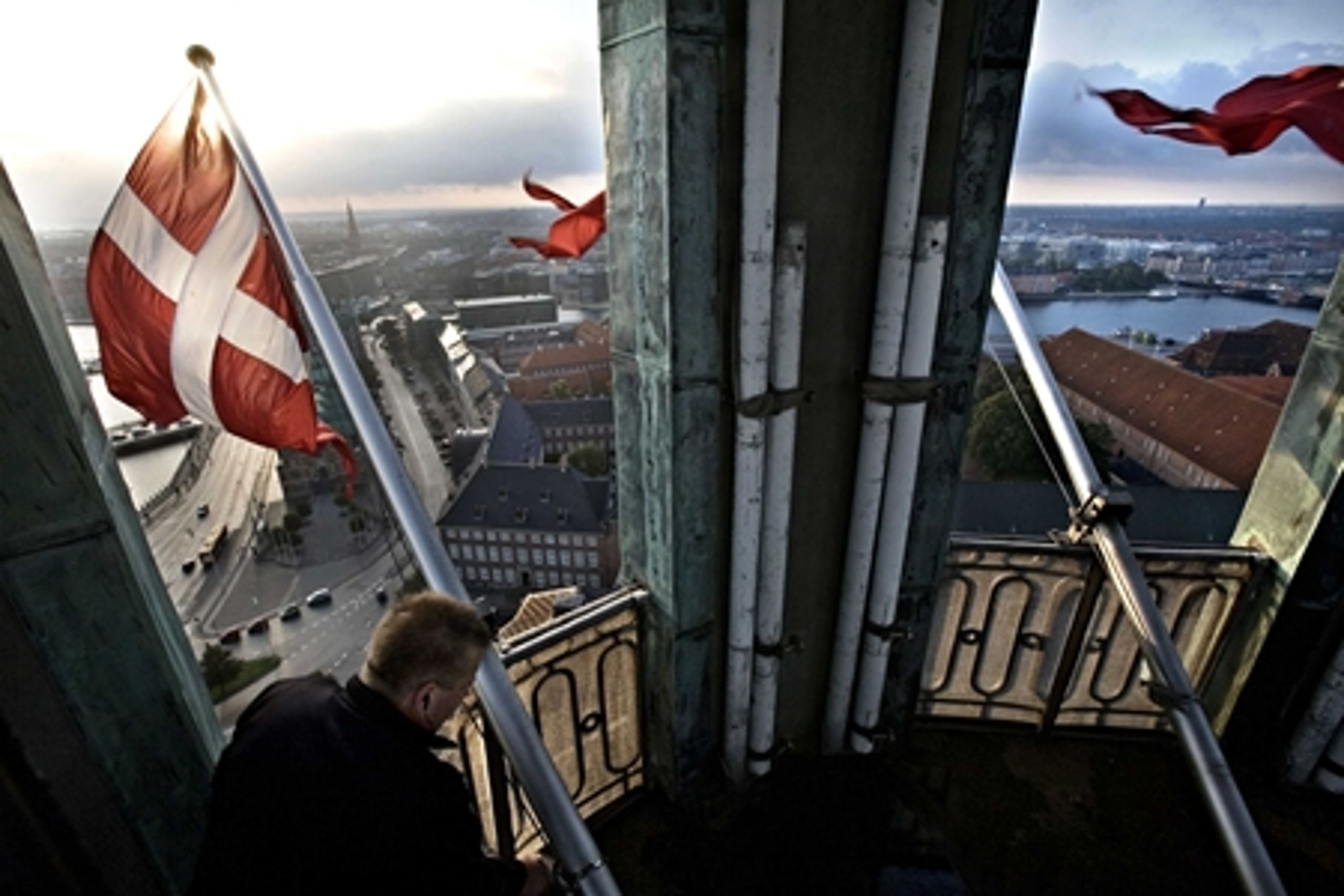 Altinget kan som det f&#248;rste medie vise billeder fra det  kommende v&#230;rk om Christiansborg. 