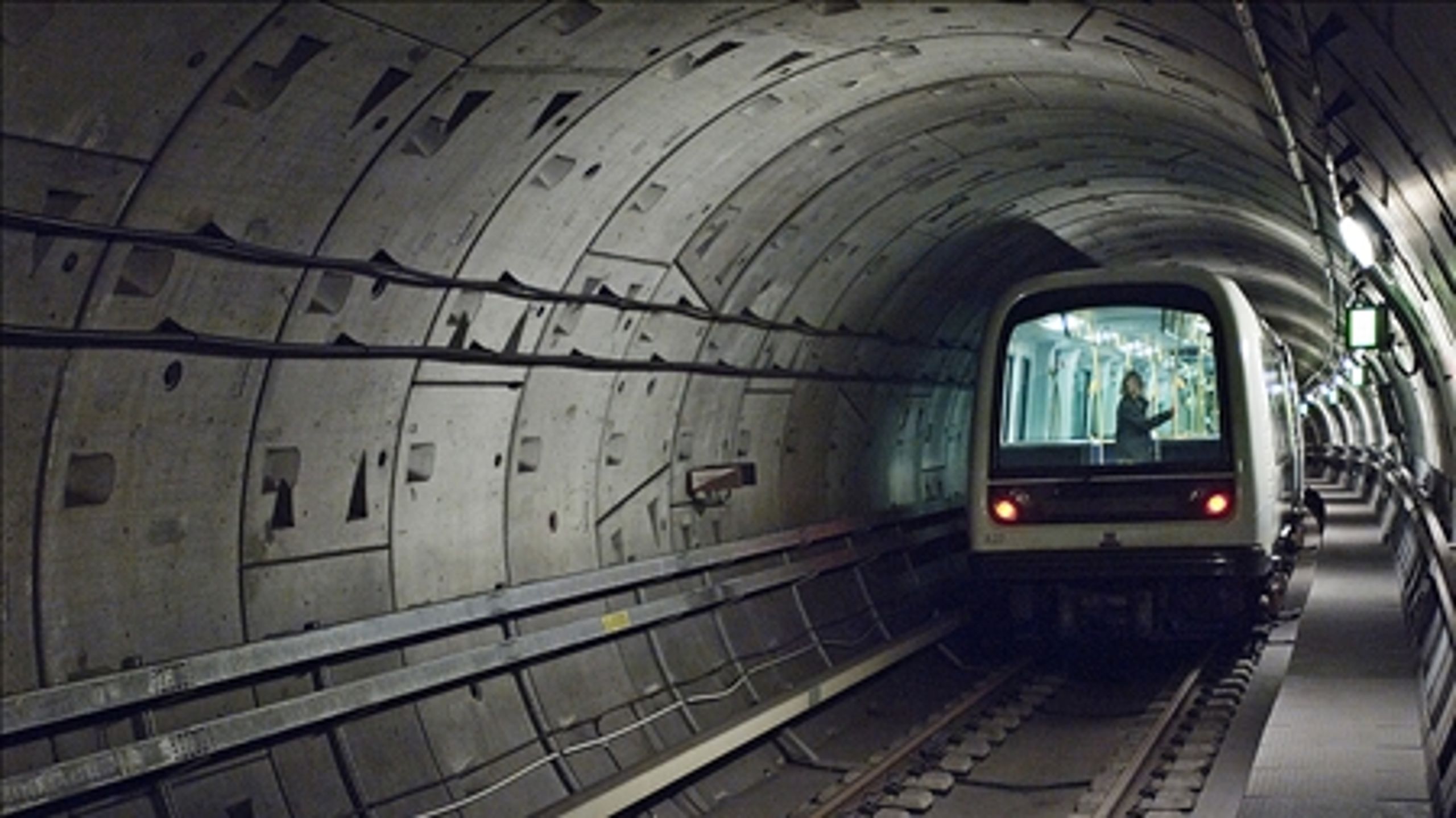 Metroen er blandt de anl&#230;gspprojekter, hvor budgettering og faktiske udgifter har ligget langt fra hinanden.Bent Flyvbjerg frygter for den kommende cityring.