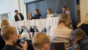 På LA's familiekonference blev barnevognene budt ind, men influencernes ønsker clashede med partiets værdier