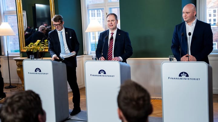 Wammen og co. får hård kritik for stram finanslov: "Det er et teknokratisk og apolitisk forslag"