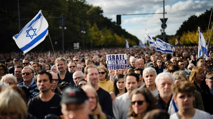 I tysk delstat skal nye statsborgere anerkende Israel. Få fire nedslag over, hvordan antisemitismen bekæmpes i Europa